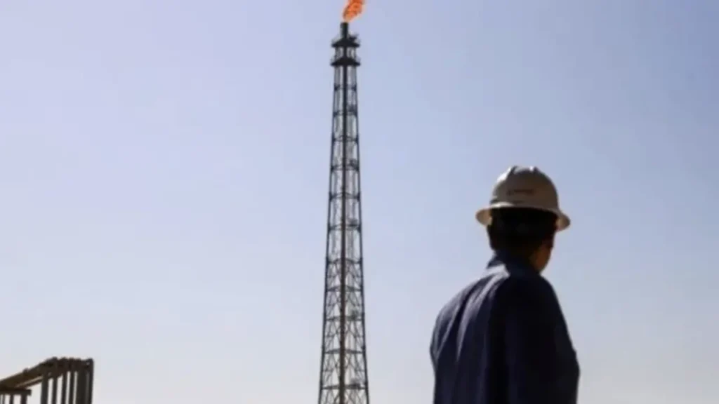 تراجع أسعار النفط عن حاجز 119 دولارًا وسط هبوط حاد في الأسهم العالمية